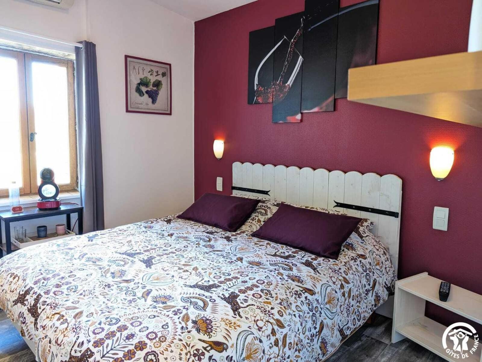 Bed and Breakfast La Maison Millesime La Caunette Exterior foto