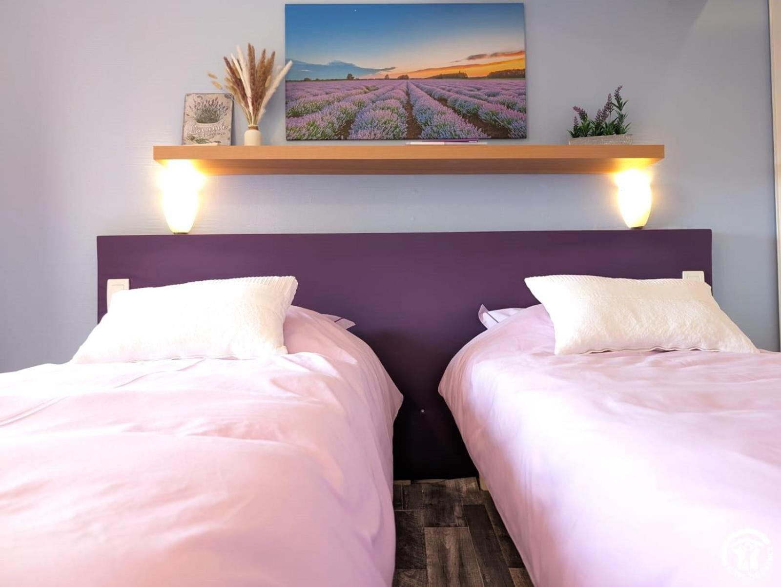 Bed and Breakfast La Maison Millesime La Caunette Exterior foto