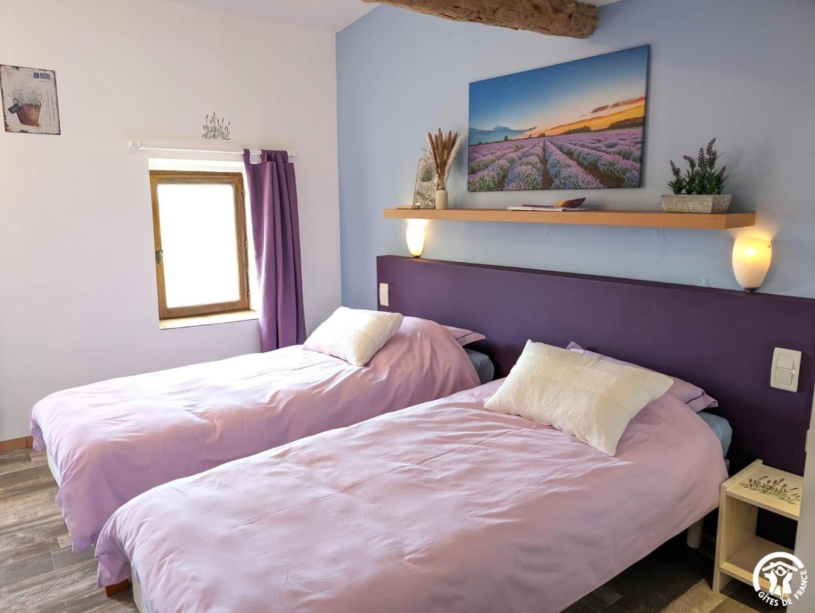 Bed and Breakfast La Maison Millesime La Caunette Exterior foto