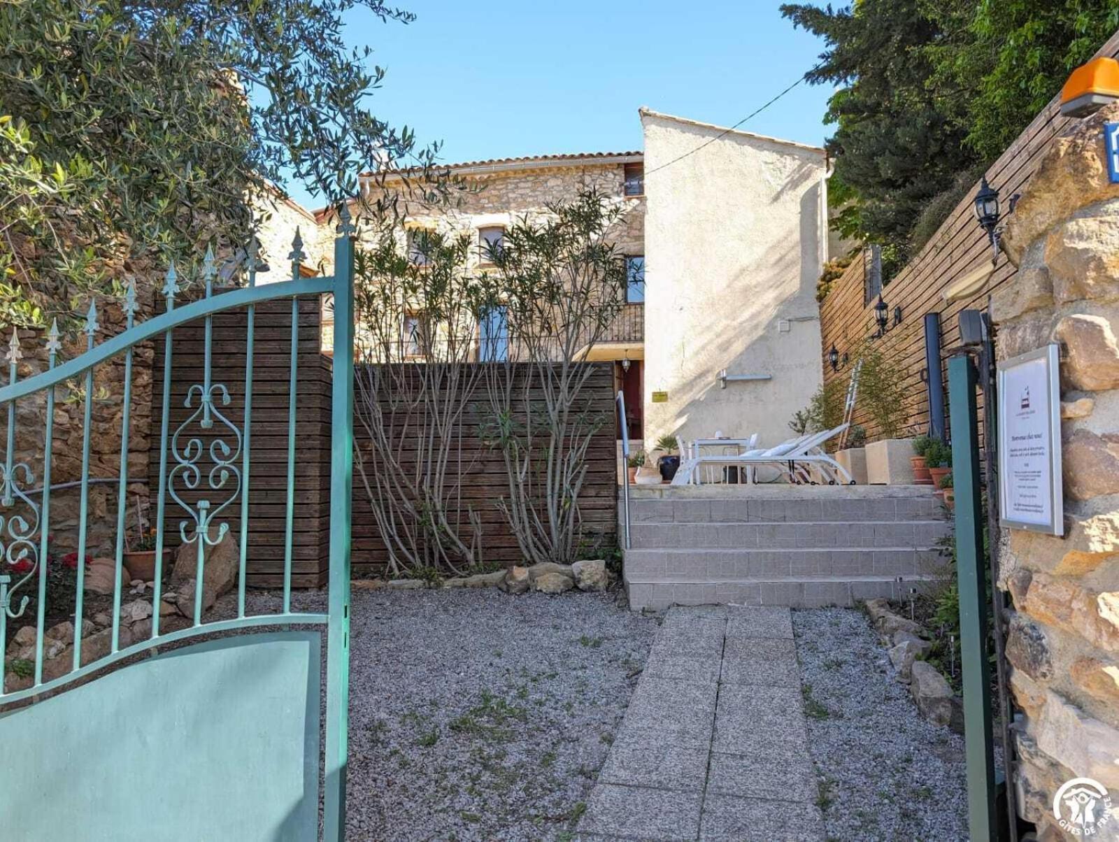 Bed and Breakfast La Maison Millesime La Caunette Exterior foto