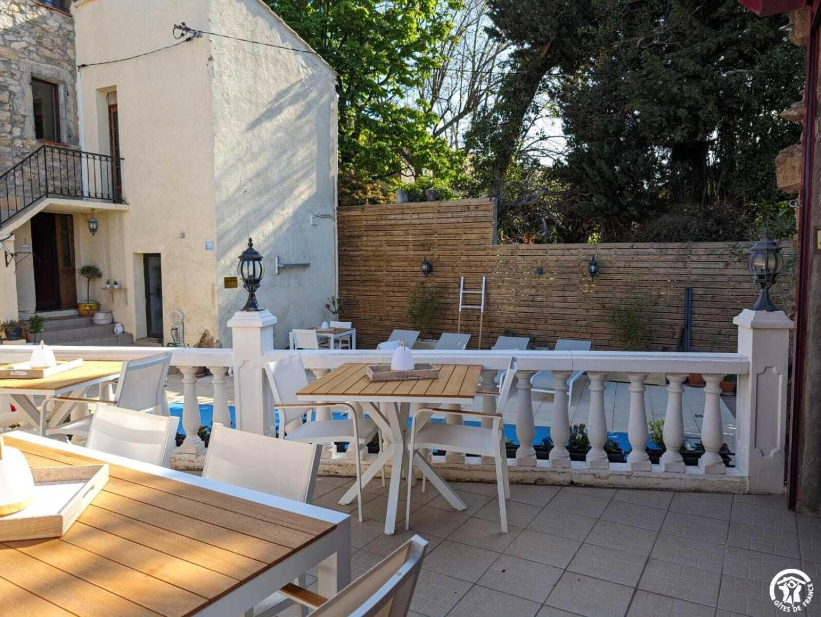 Bed and Breakfast La Maison Millesime La Caunette Exterior foto